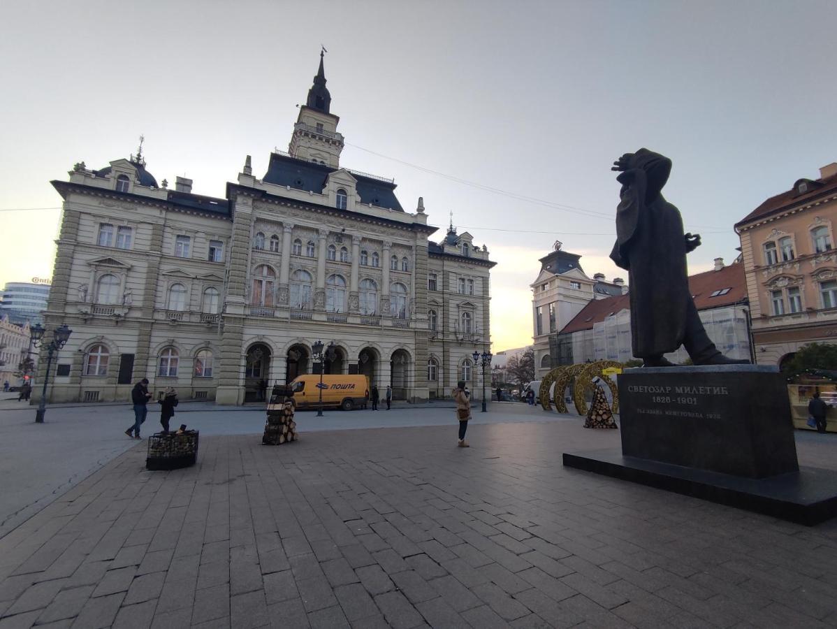 Apartamento Woody Novi Sad Exterior foto