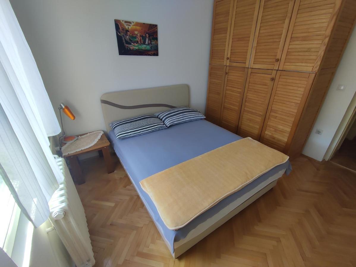 Apartamento Woody Novi Sad Exterior foto