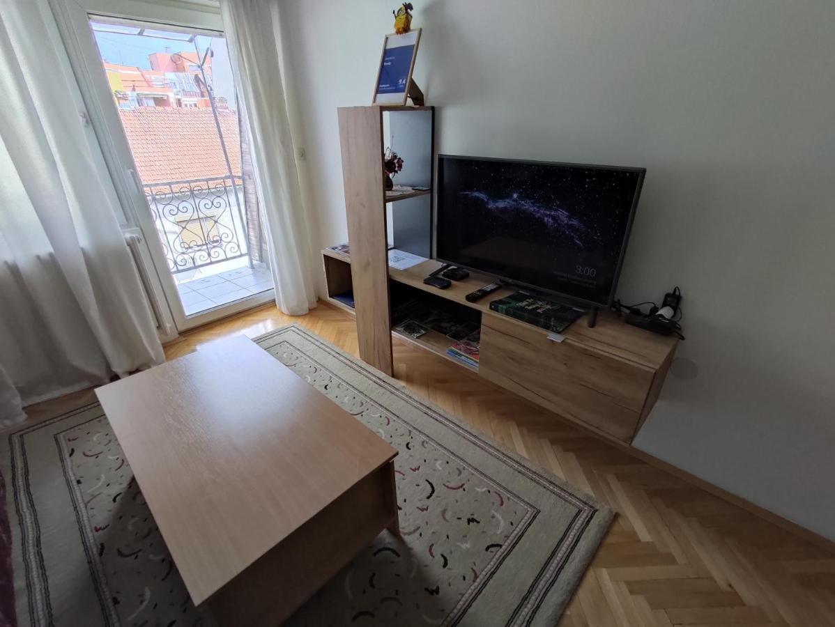 Apartamento Woody Novi Sad Exterior foto