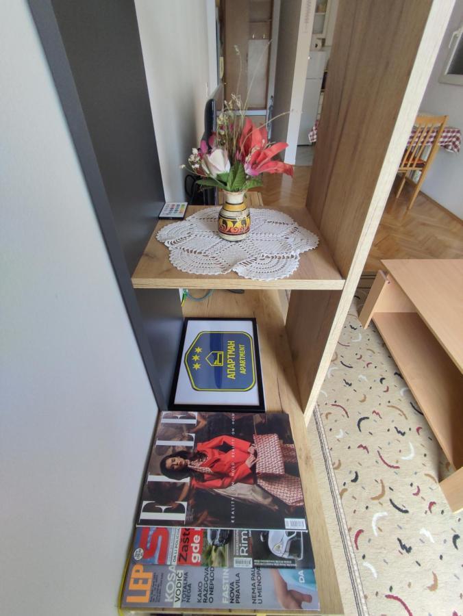 Apartamento Woody Novi Sad Exterior foto